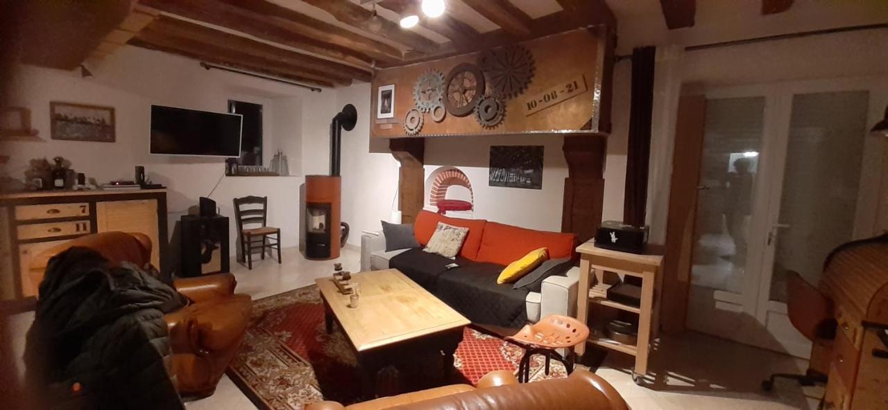 Le Doux Refuge Berceen Au Calme De Sa Campagne Pres Circuit Mans Sud, Grand Lit Avec Berceau Et Possibilite Lit Pliant En Rajout Marigne-Laille Ngoại thất bức ảnh